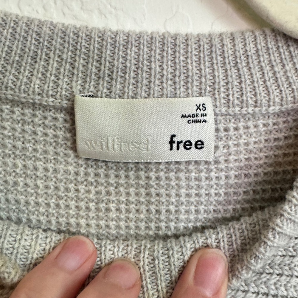 Wilfred Free Womens Knit Cropped Sweater XS Gray Good Textured Boxy Relaxed Fit - Picture 4 of 8